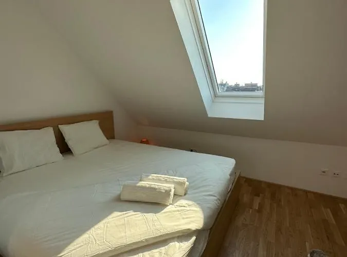 Apartment With Stunning Views Vienna
